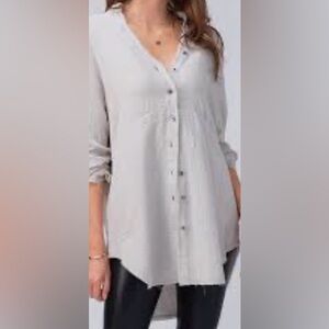Umgee Light Gray Button-Up Top